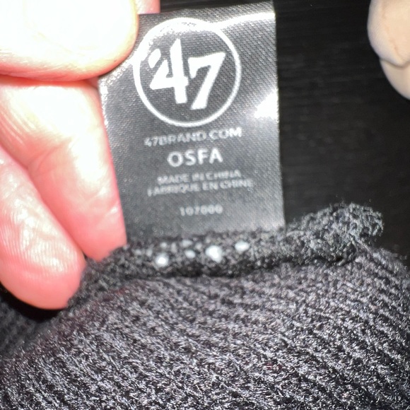 Philadelphia Flyers Kids Bundle: Ski Hat and Briere Doll - Picture 9 of 10